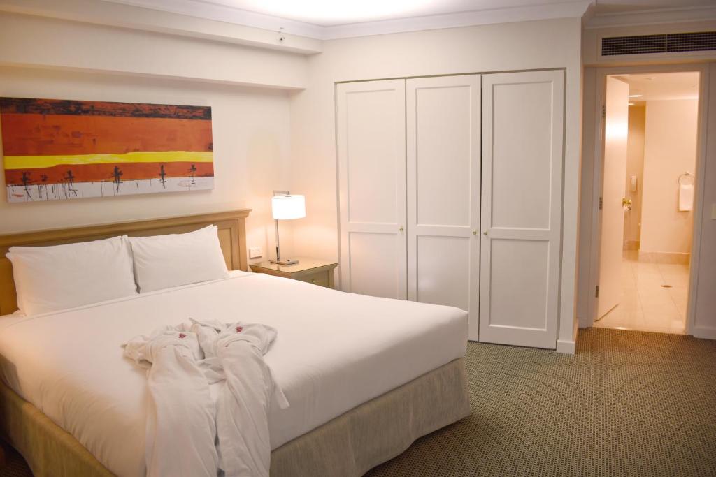 Raffles Suite