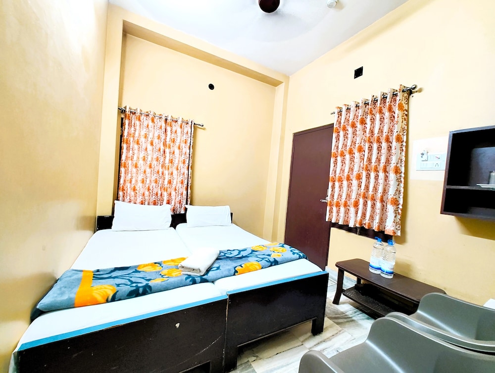 Teerth Guest House 35/64
