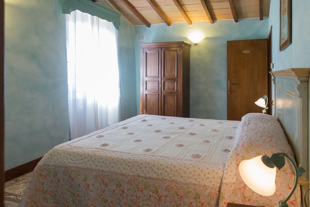 Le Anfore Agriturismo 33/70