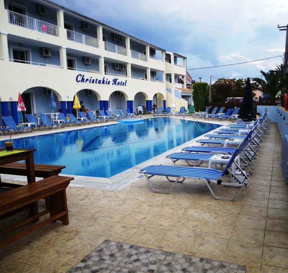 Christakis Hotel 48/50