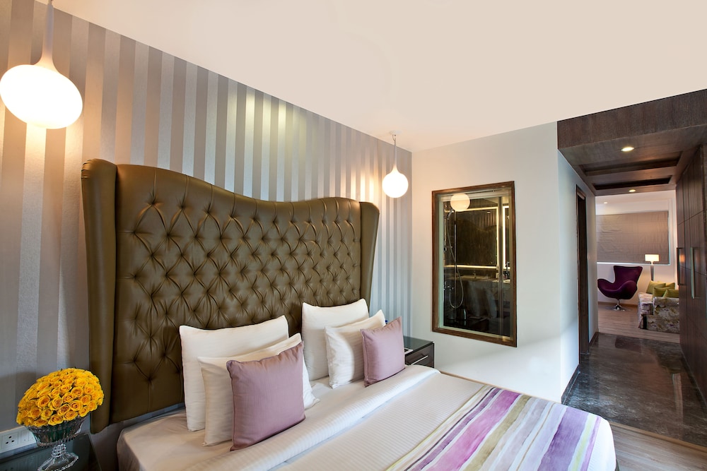 The Altius A Boutique Hotel 44/54