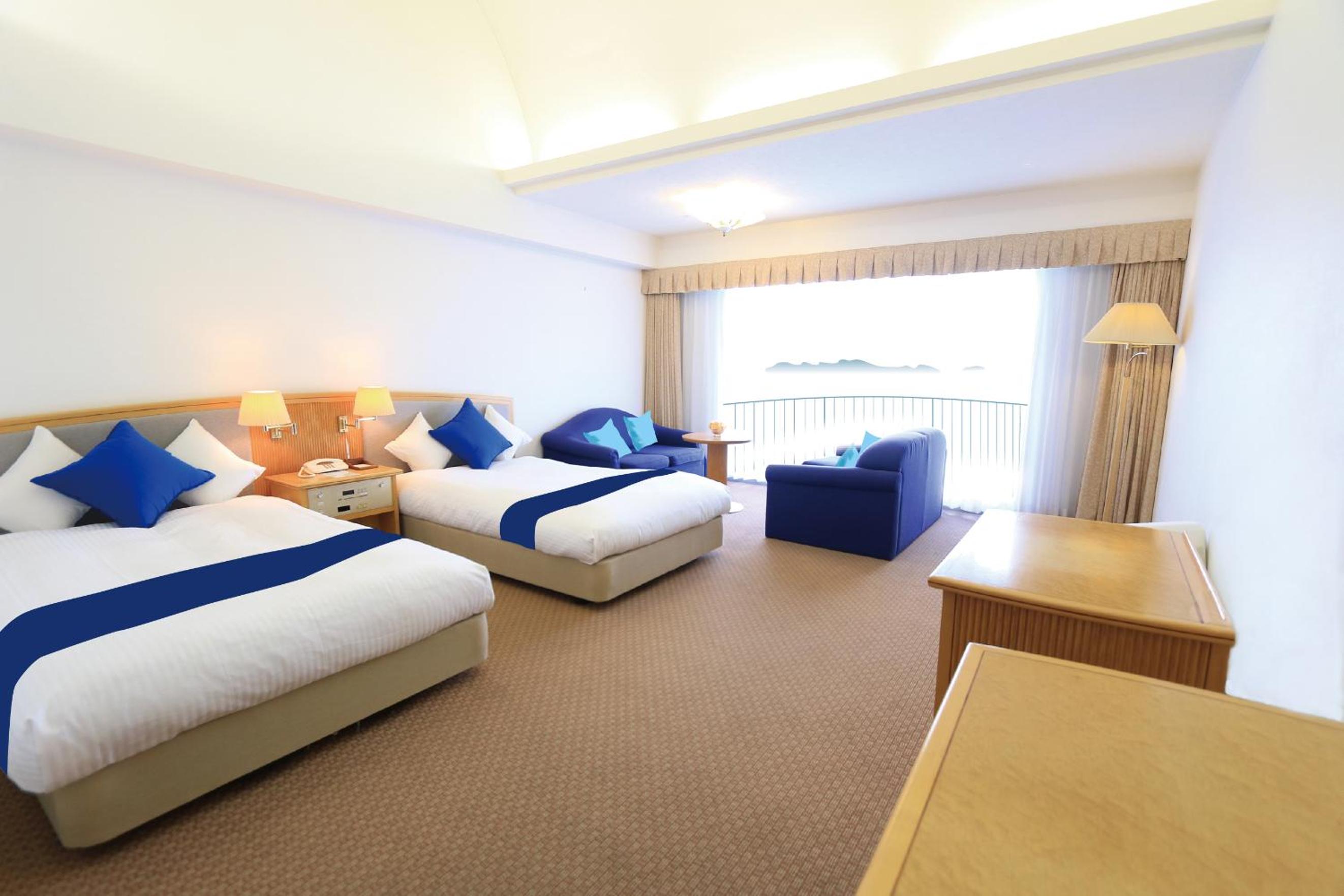 Room, Twin Beds, Two Extra Beds