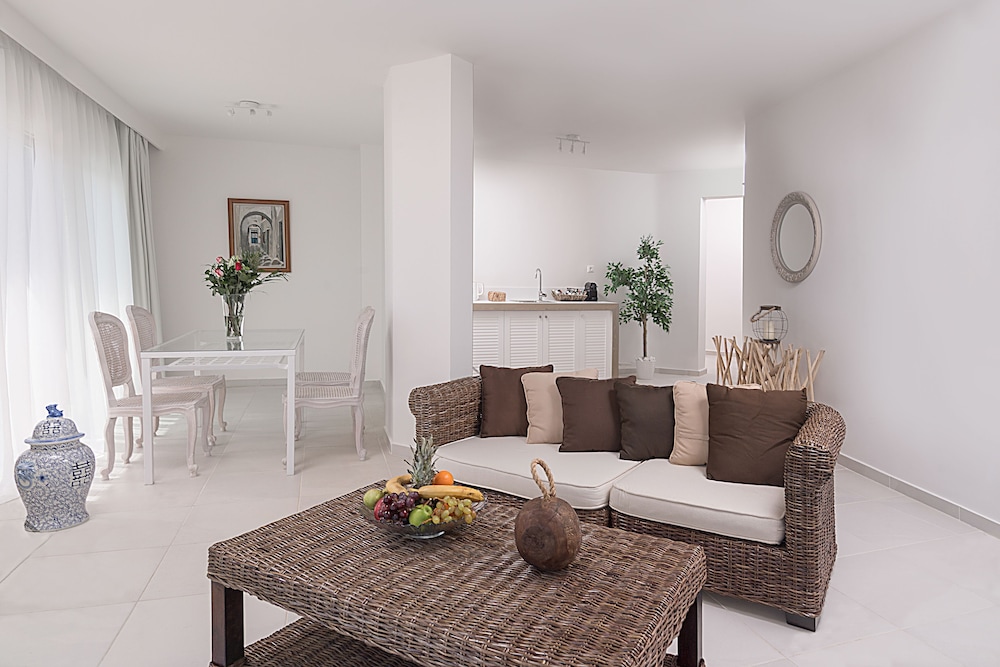 KAPPA RESORT 32/50