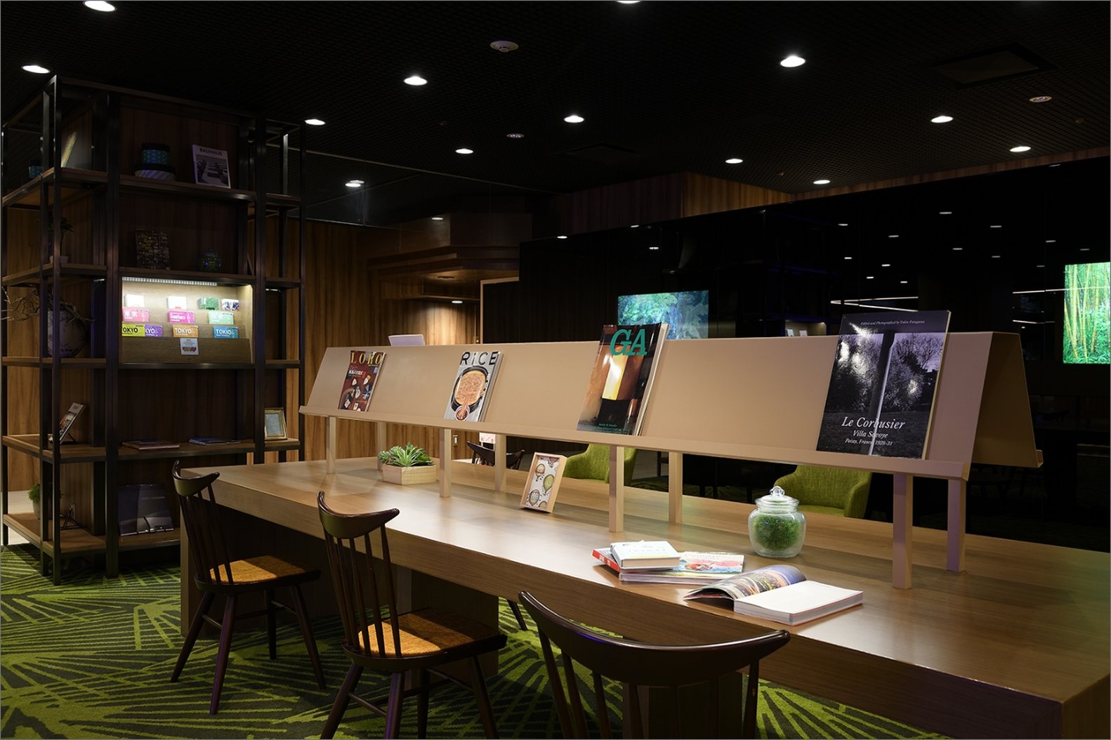 Shinjuku Prince Hotel 35/41