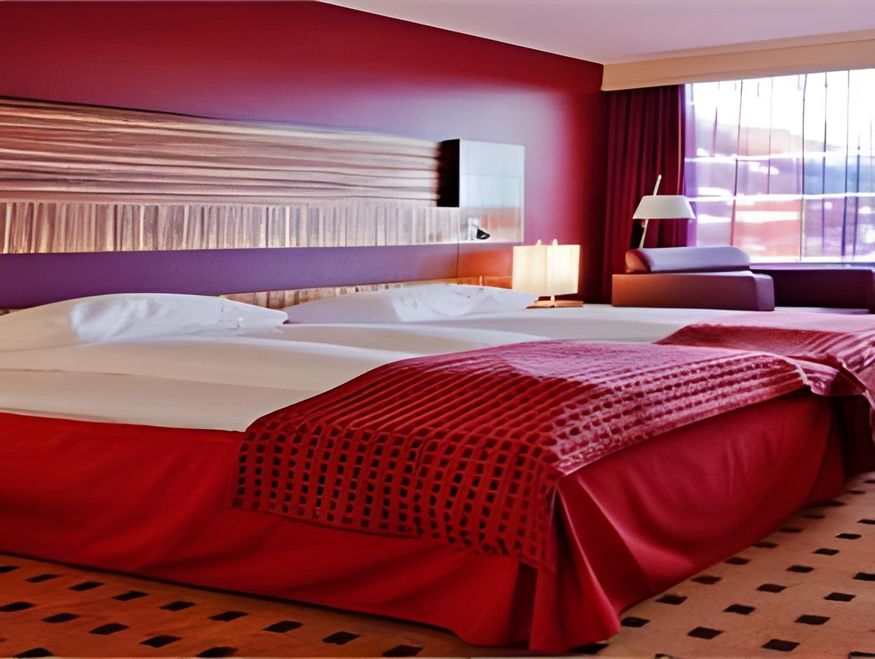 Guest Room, Standard