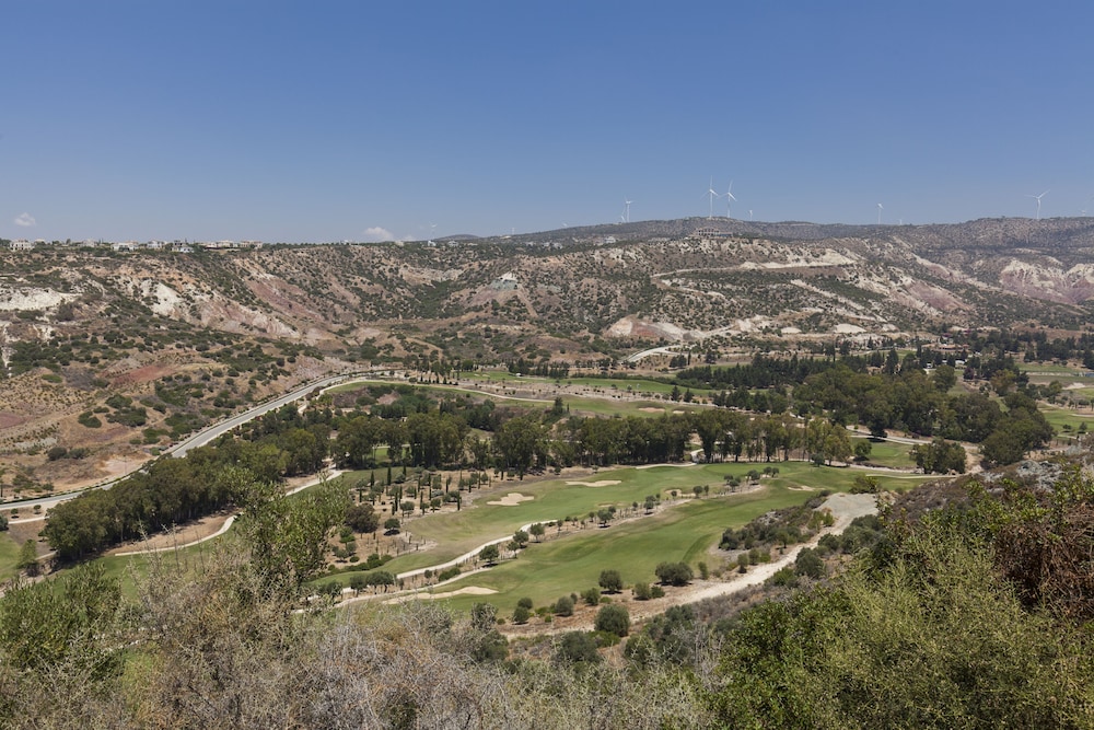 Aphrodite Hills Golf Spa Resort Residences Apartments 42/55