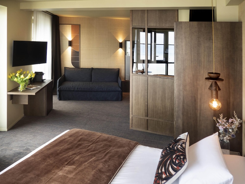 Mercure St Malo Front de Mer Hotel 30/48