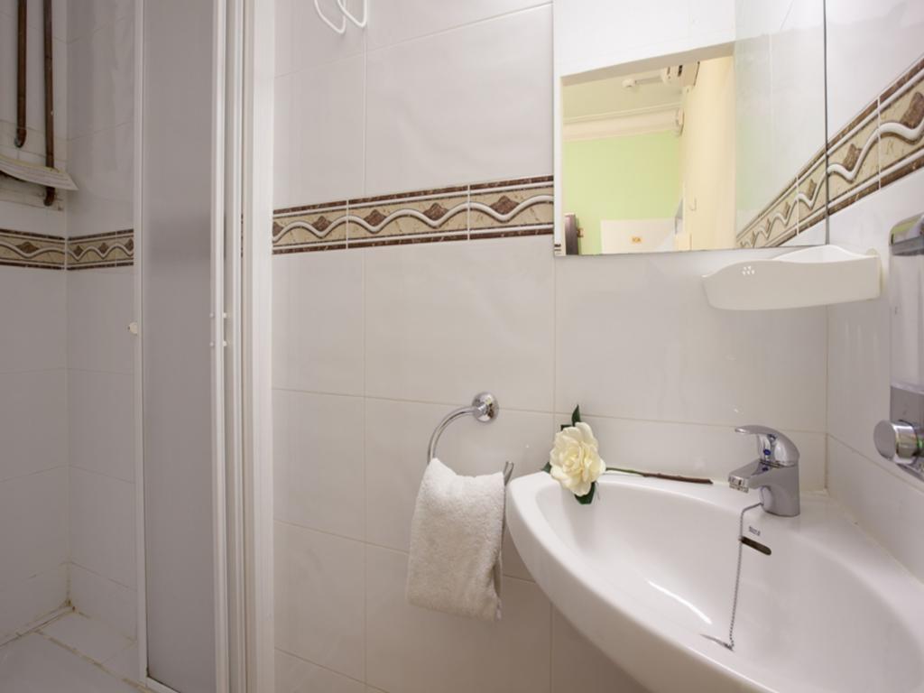 Hostal Felipe Ii 21/24