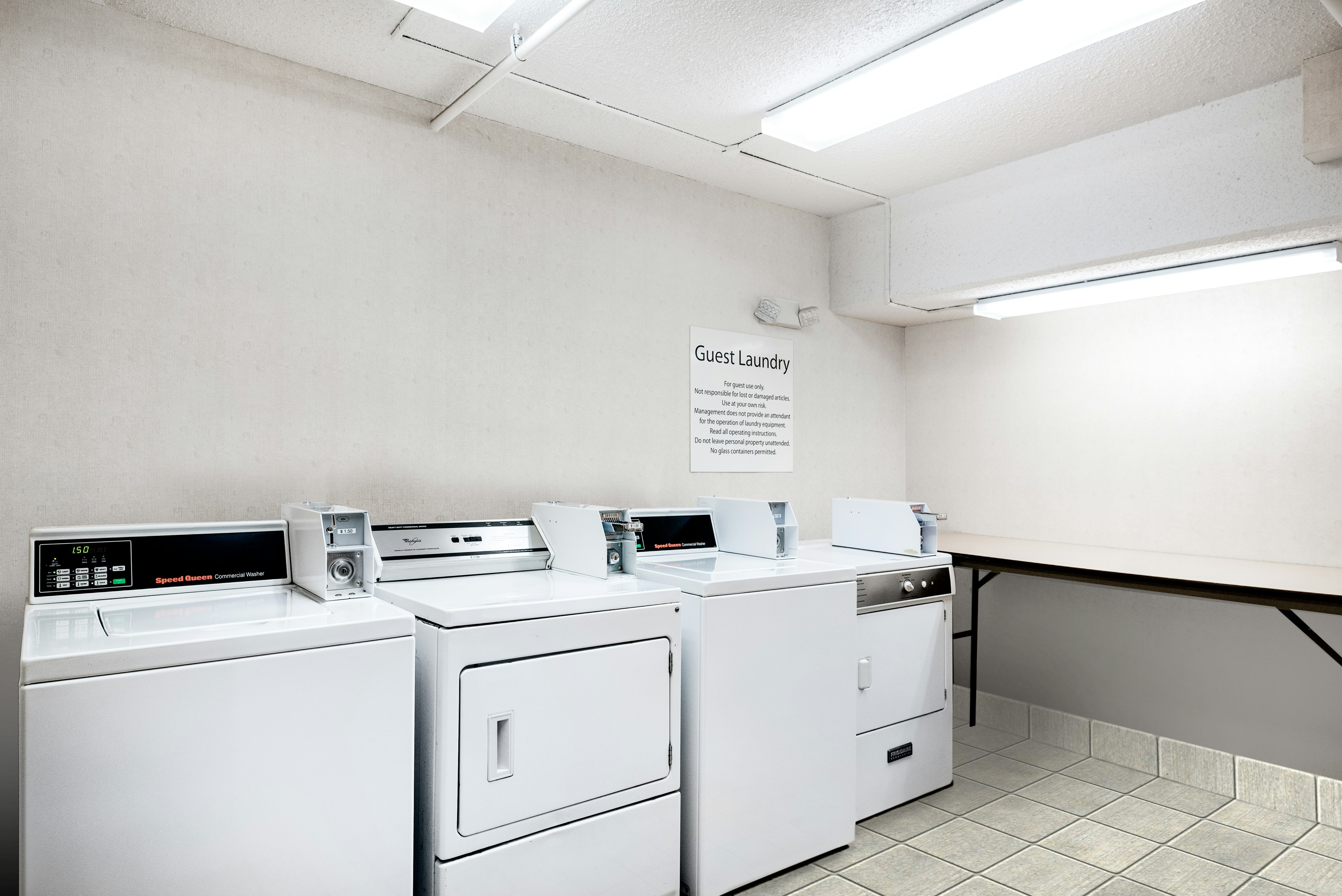 Holiday Inn Johnstown-Gloversville 24/66