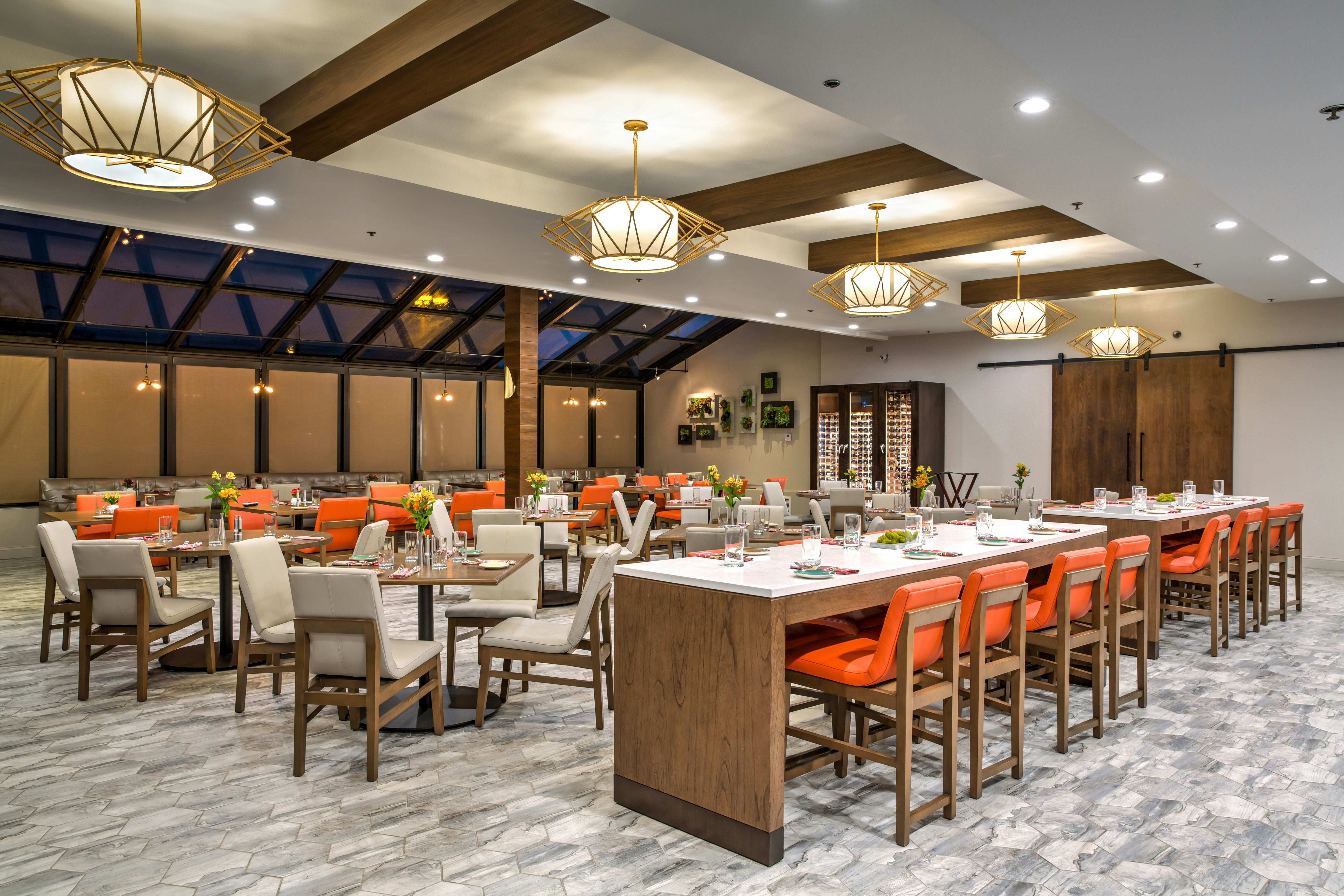 Hilton Chicago/Oak Lawn 50/76