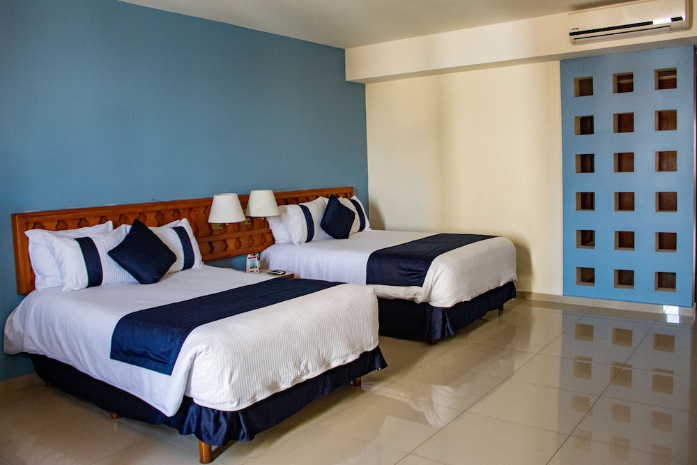 PREFERRED, 2 DOUBLE BEDS