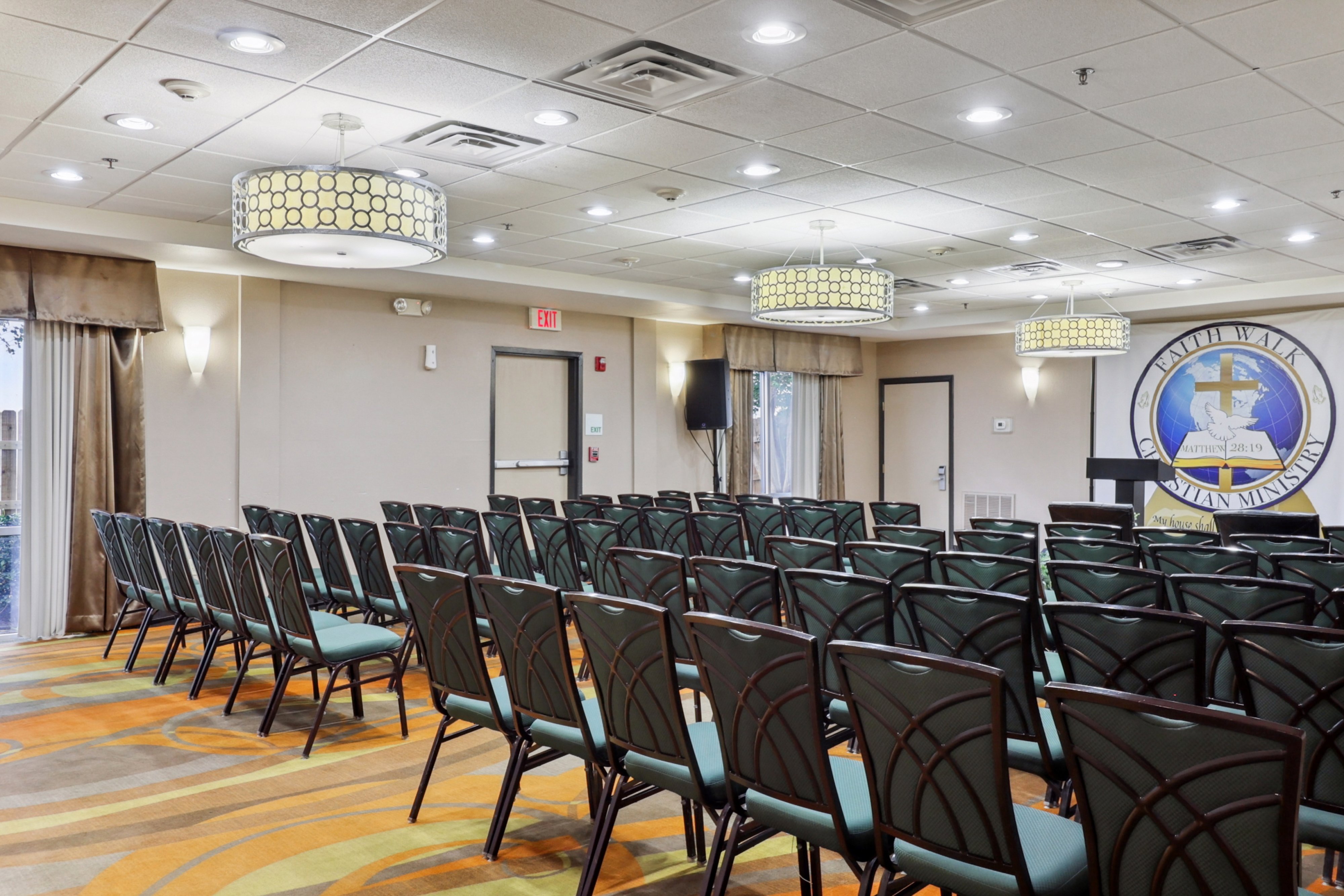 Holiday Inn Hotel Suites Slidell 66/79