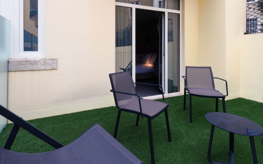 The Leaf Boutique Hotel - Adults Only 65/68