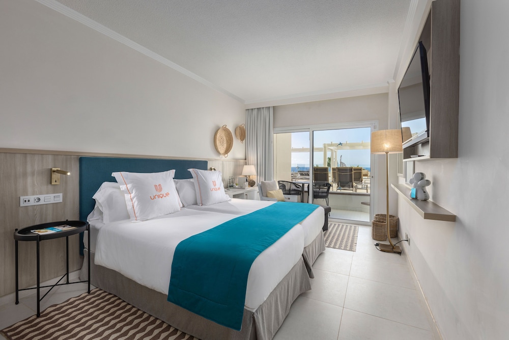 UNIQUE, SUPERIOR, DOUBLE BED, SEA VIEW, BALCONY