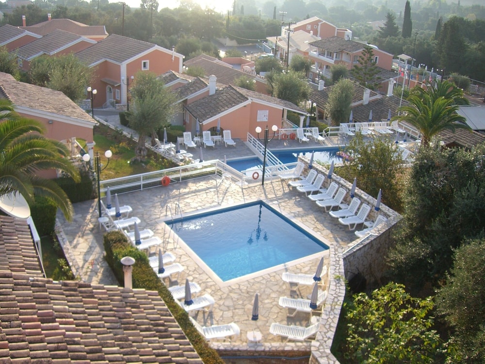 Michelangelo Resort 46/50