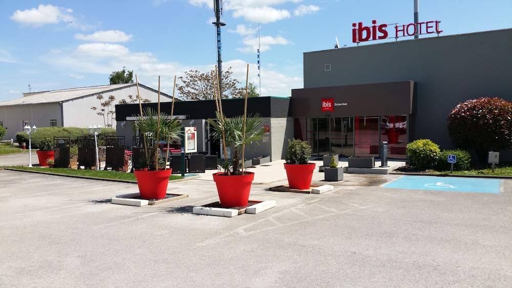 Ibis Dijon Sud 58/63