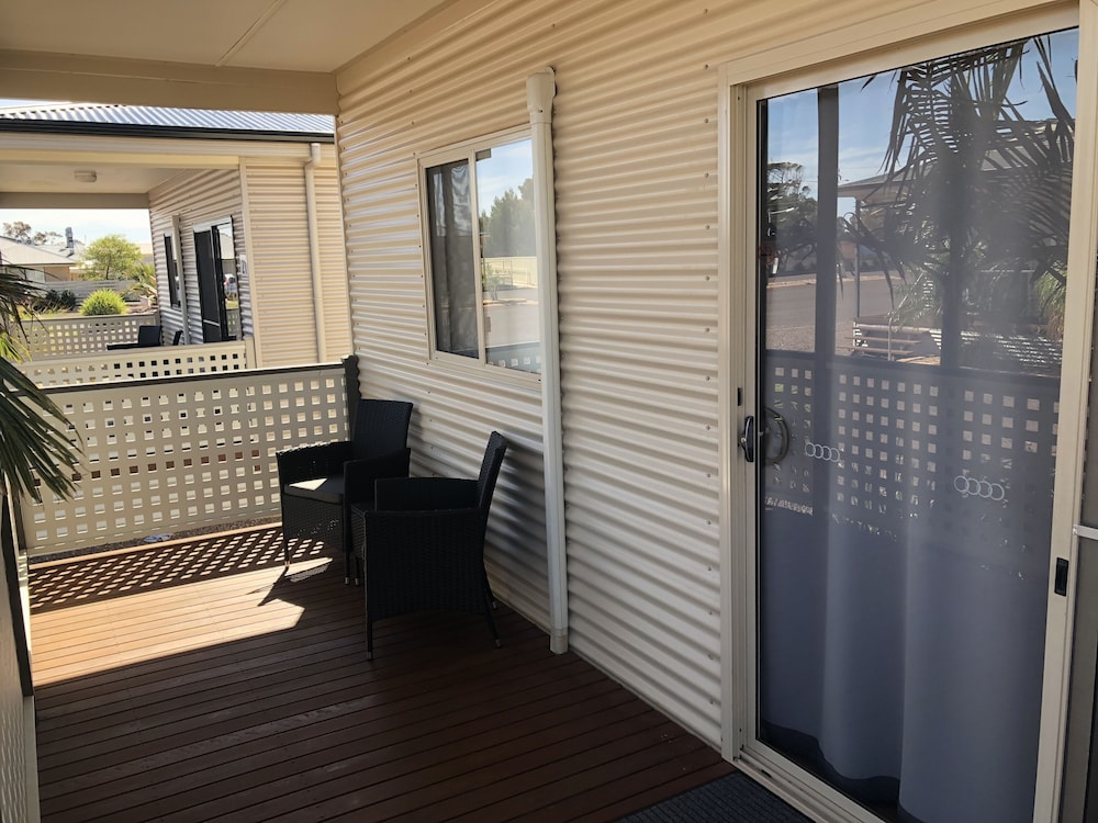 Sundowner Cabin And Tourist Park 22/50
