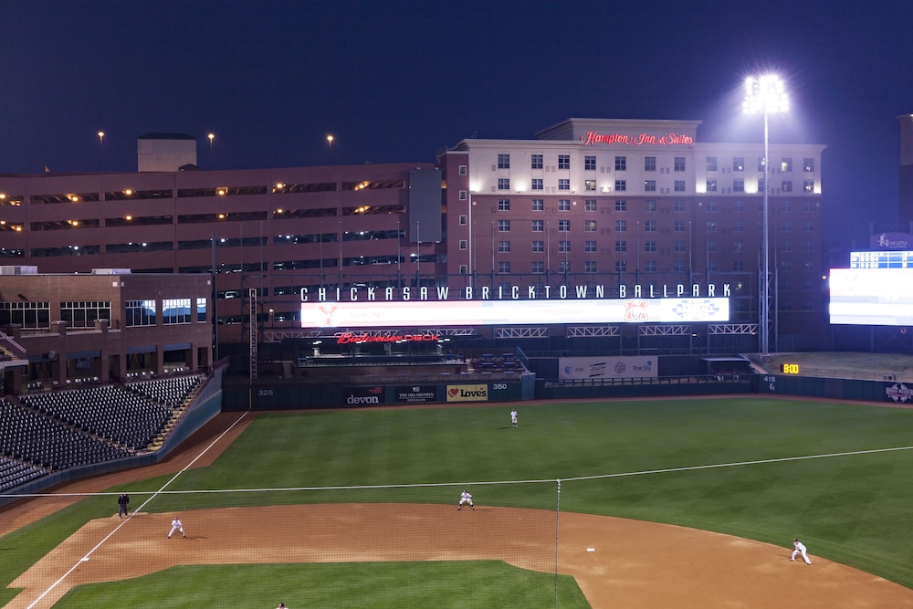 Hampton Inn And Suites By Hilton Oklahoma City Bricktown Ok 66/80