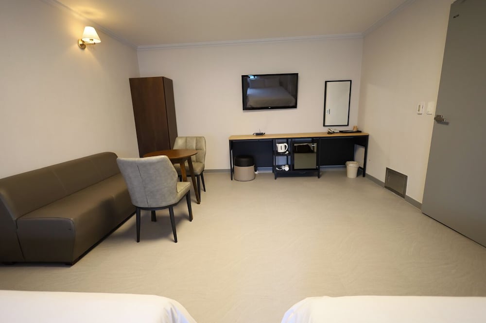 Trevi Hotel 29/46