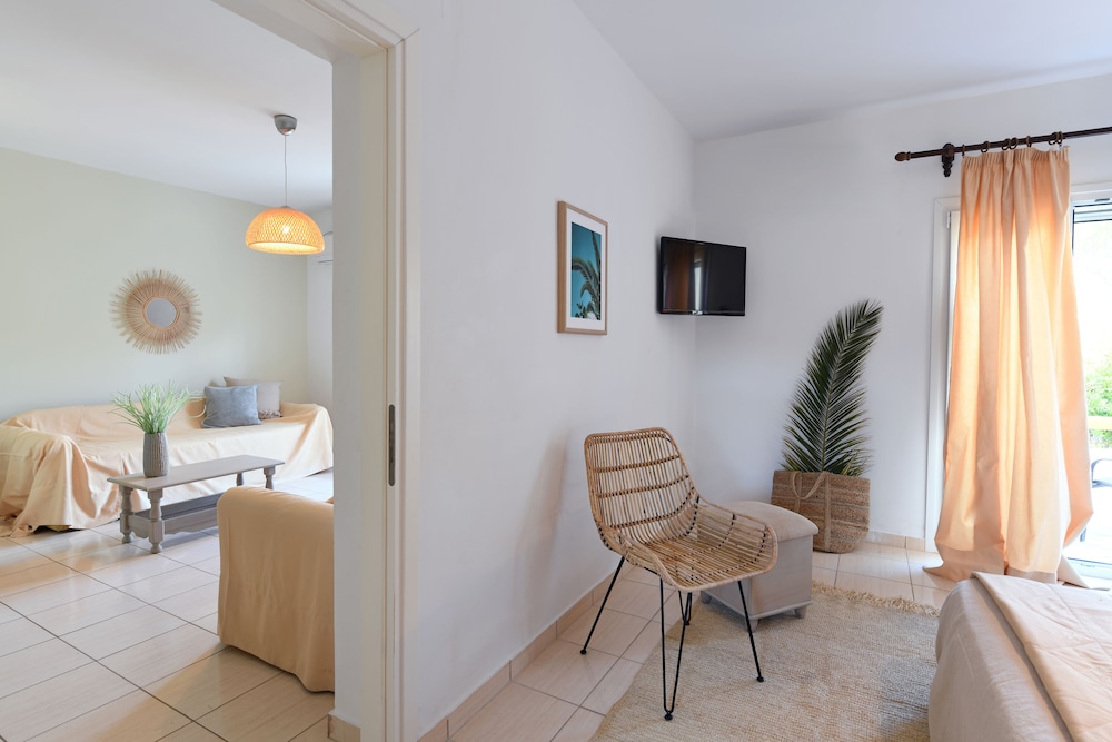 Asteras Paradise Hotel 55/78