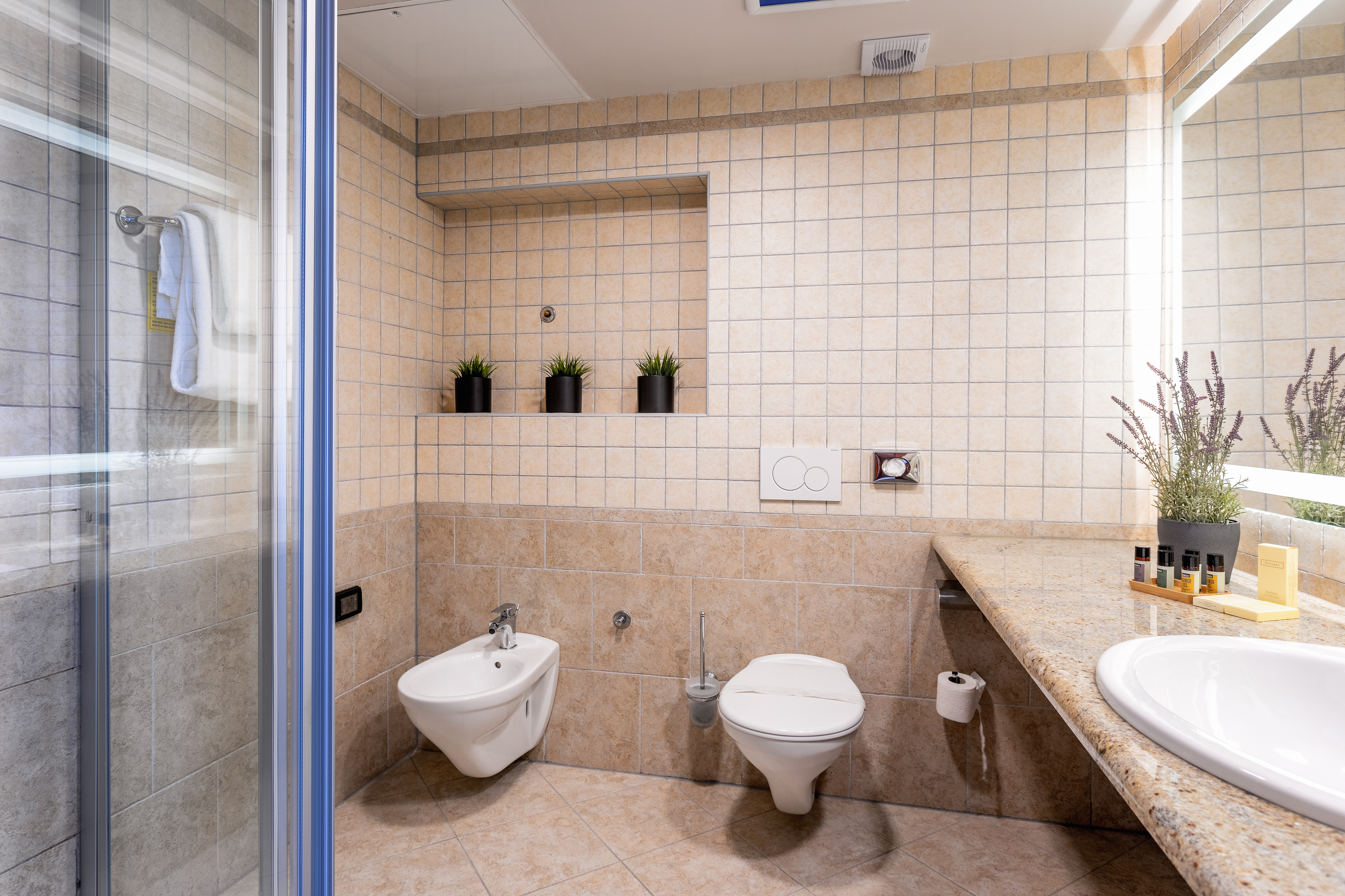 Exclusive, Superior, Boutique Beach Resort Podstine 2/2