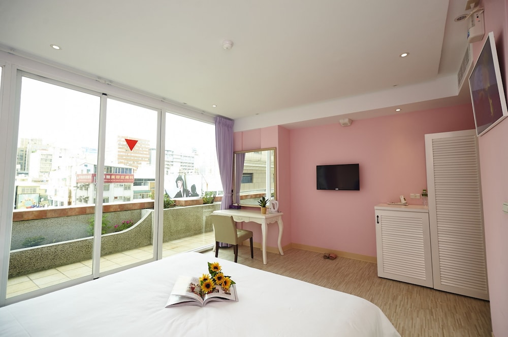 Lion King Hotel 16/34