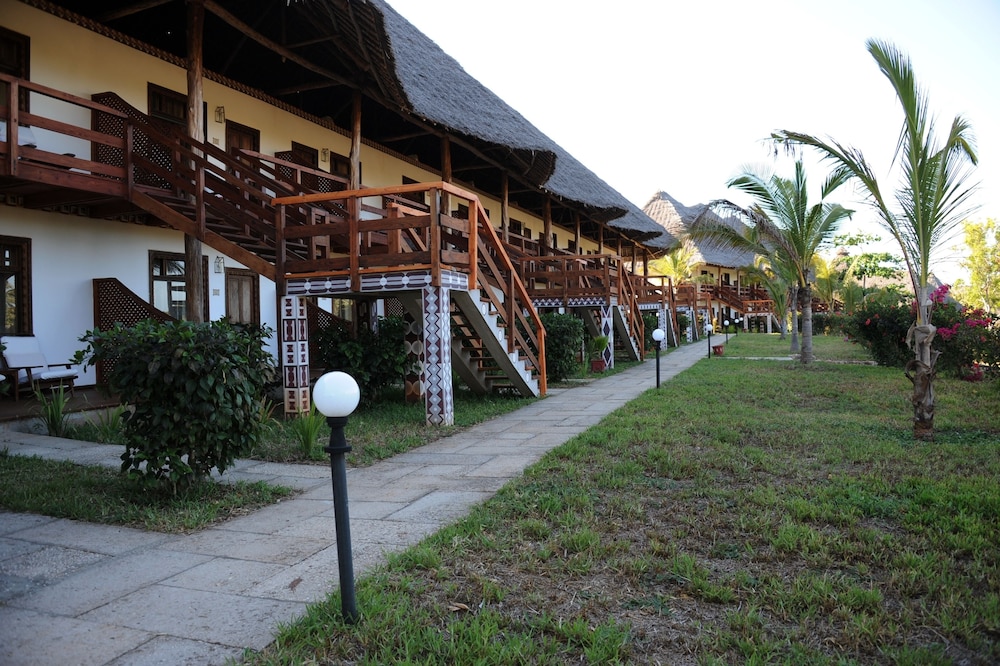 Dongwe Club 28/31