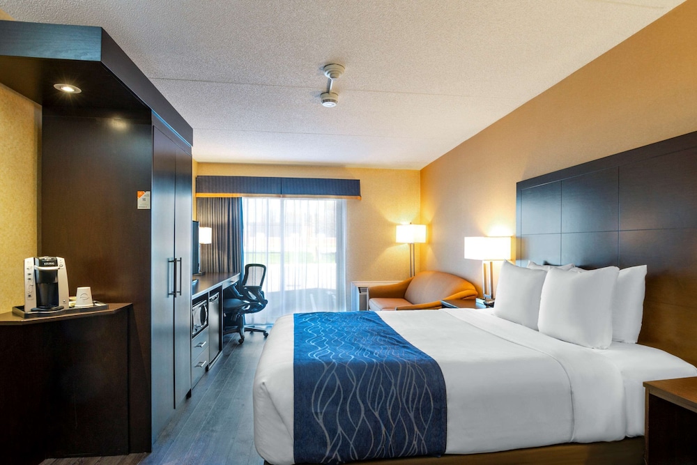 Comfort Inn St. Thomas 17/42
