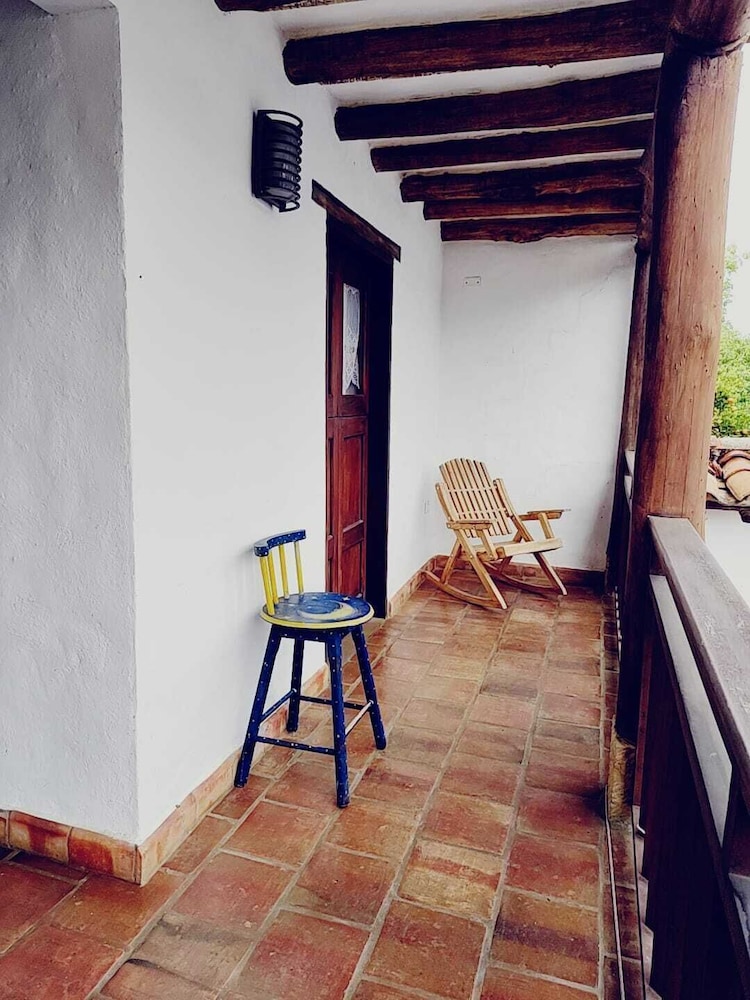 Hotel Casa El Mandarino 23/33