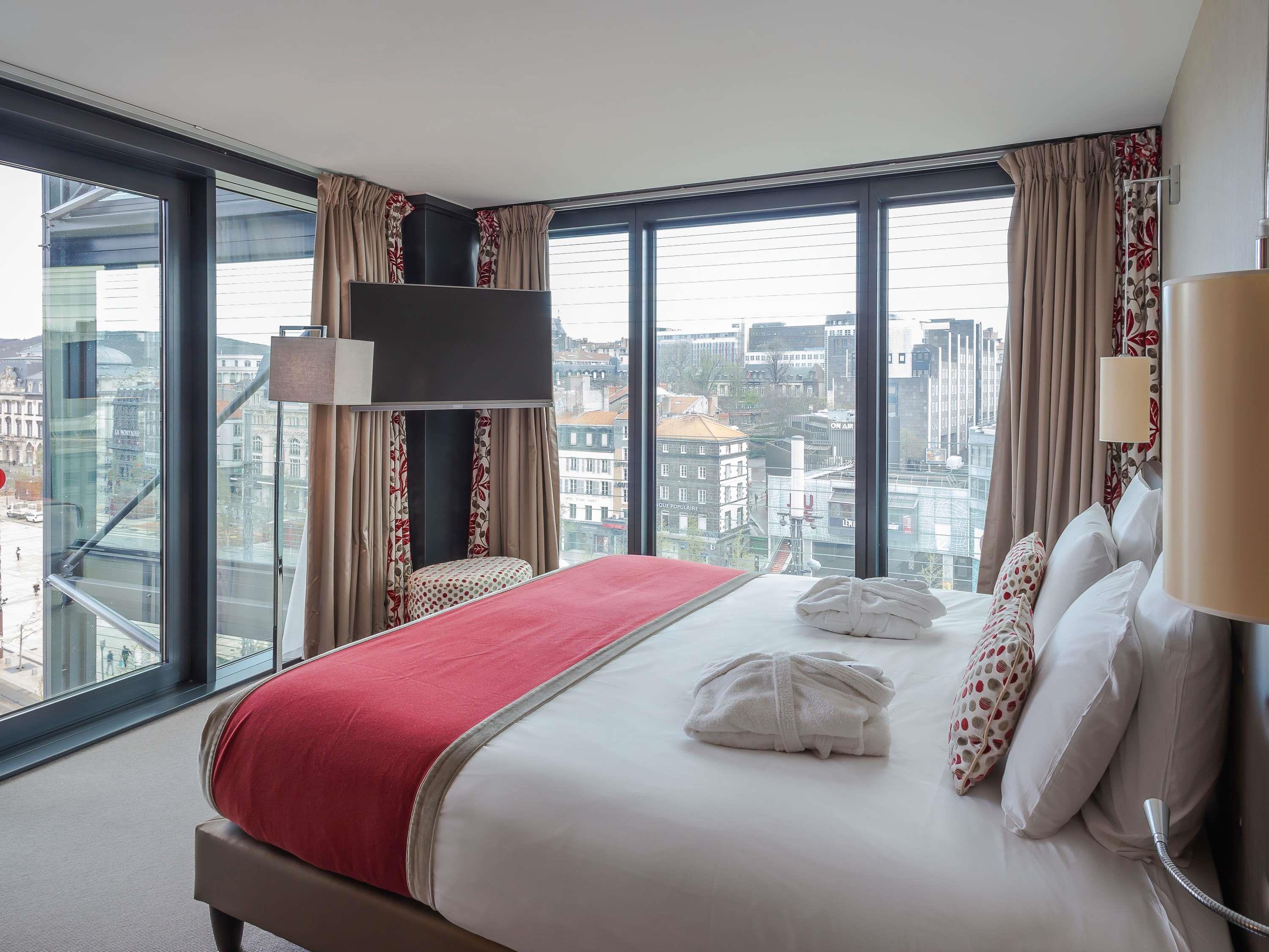 JUNIOR SUITE, DOUBLE BED, PANORAMIC VIEW