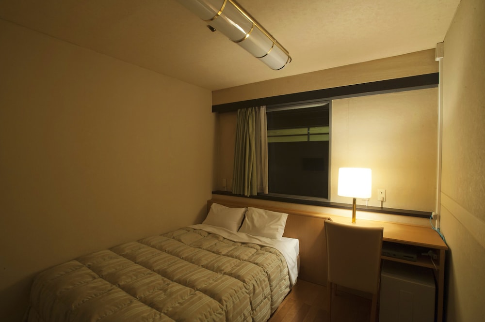 Osaka Castle Hotel 22/73