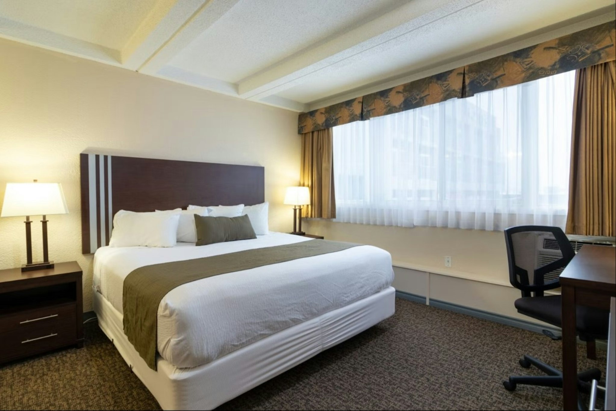 Bcm Inns Fort Mcmurray - Downtown 9/21