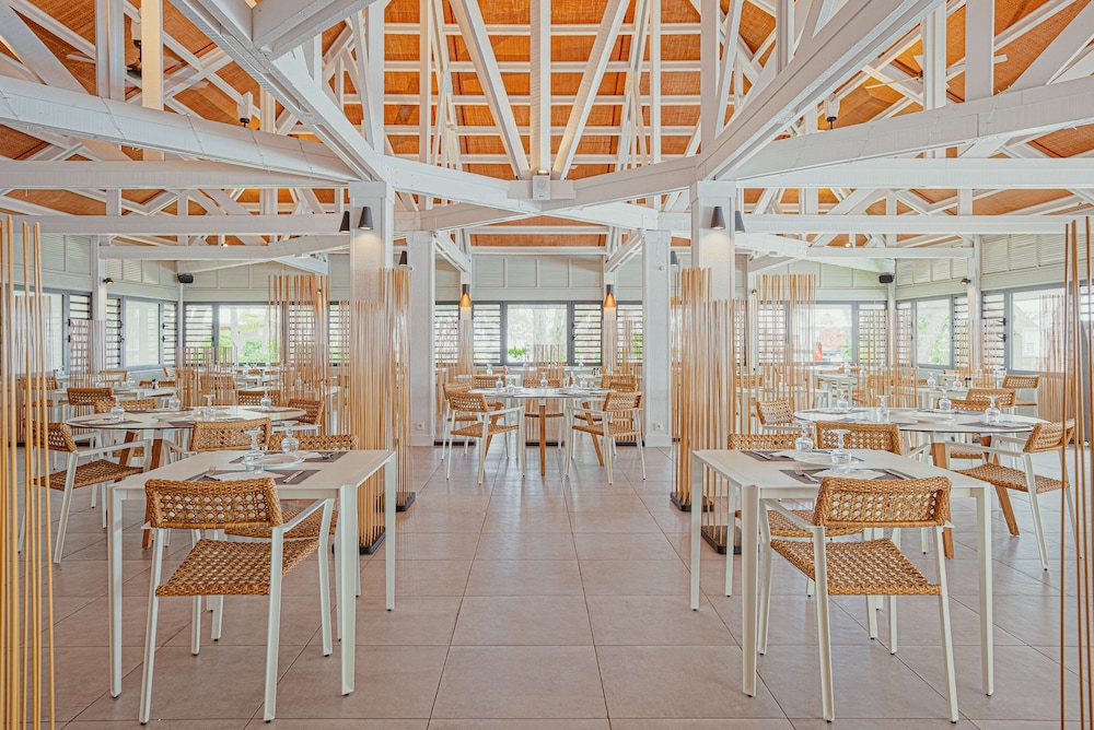 DoubleTree by Hilton Noumea Ilot Maitre Resort 43/64