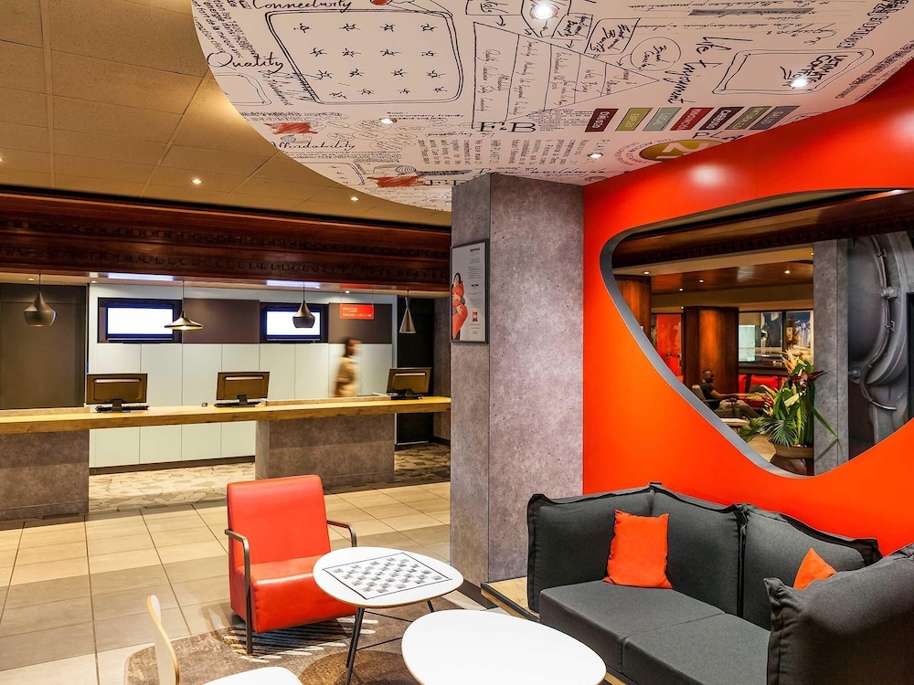 ibis Douala 8/65