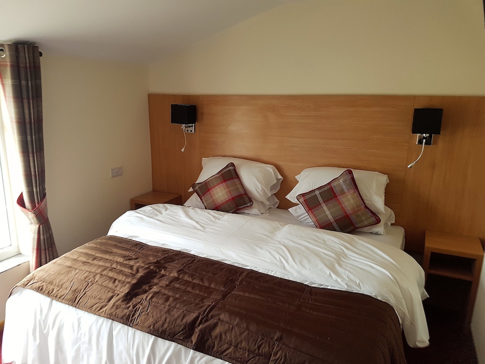 The Cliff Top Inn Hotel 1/15
