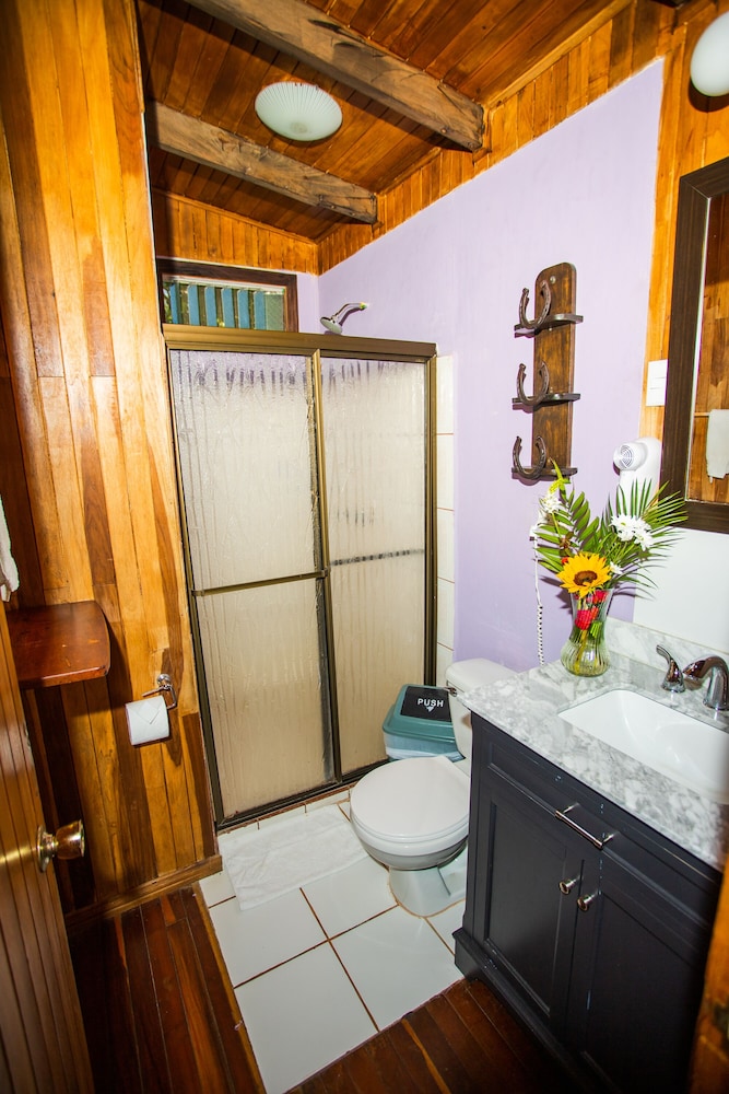 Jardines de Monteverde Hotel 50/50