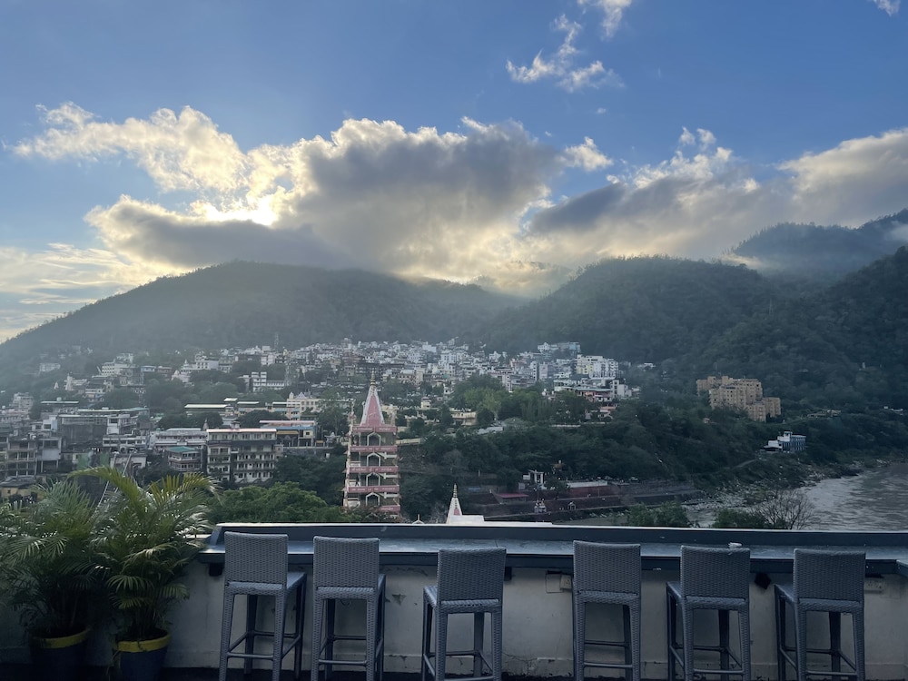 Bunk Stay Rishikesh 38/43