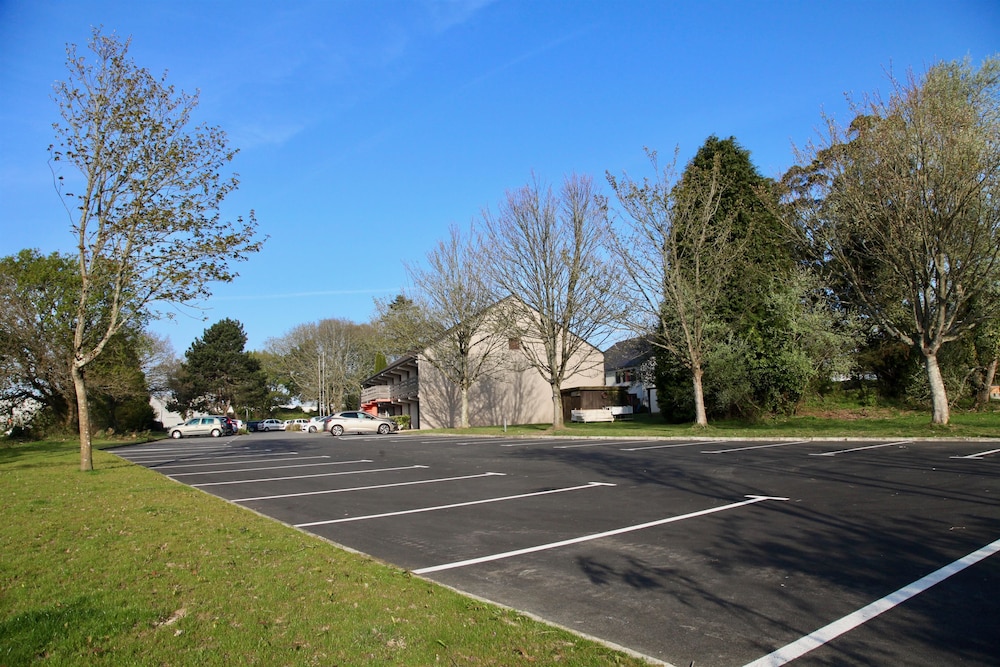 KYRIAD LANNION 22/49