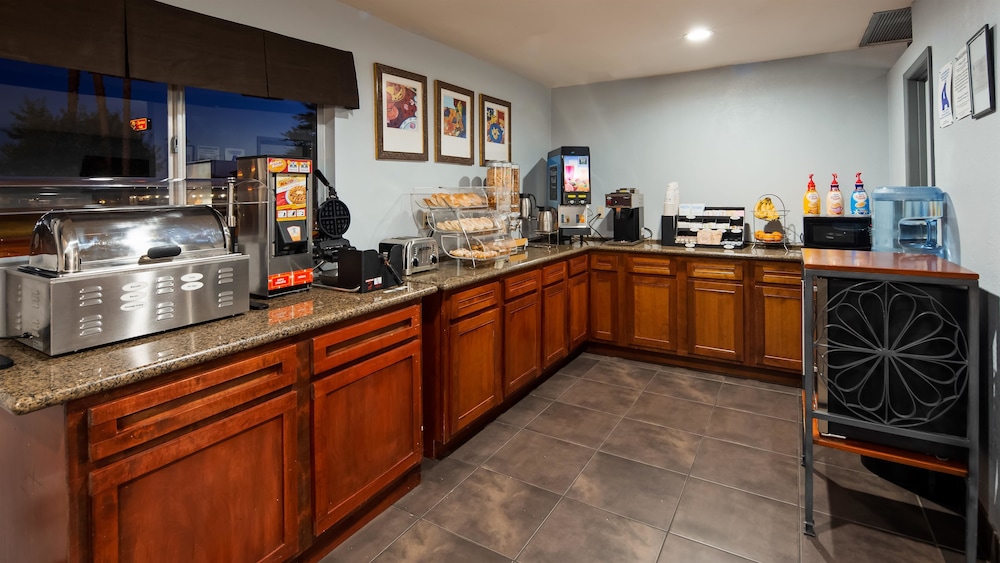 Surestay Hotel By Best Western Blythe 5/39