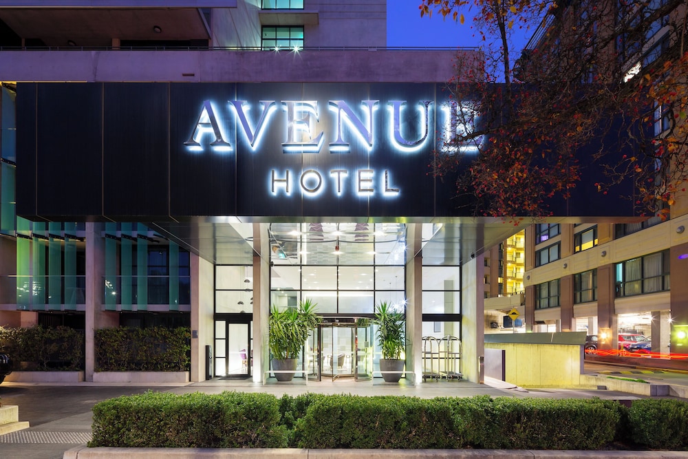 AVENUE HOTEL CANBERRA 5/59