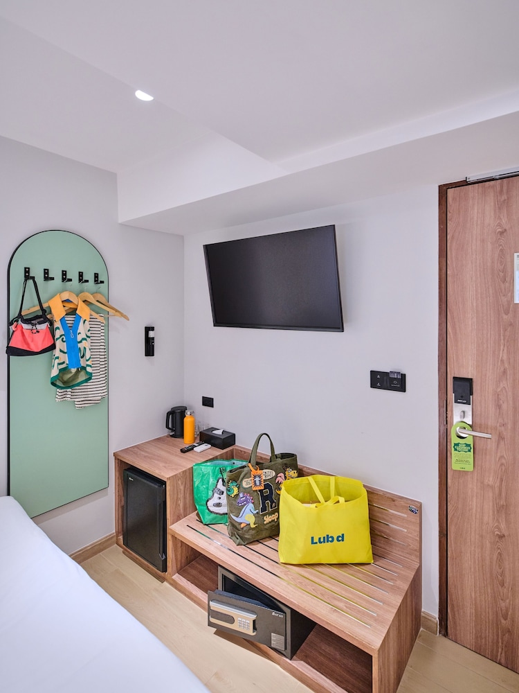 Lub d Bangkok Siam – New Look, Across from MBK & Skytrain Access 55/75