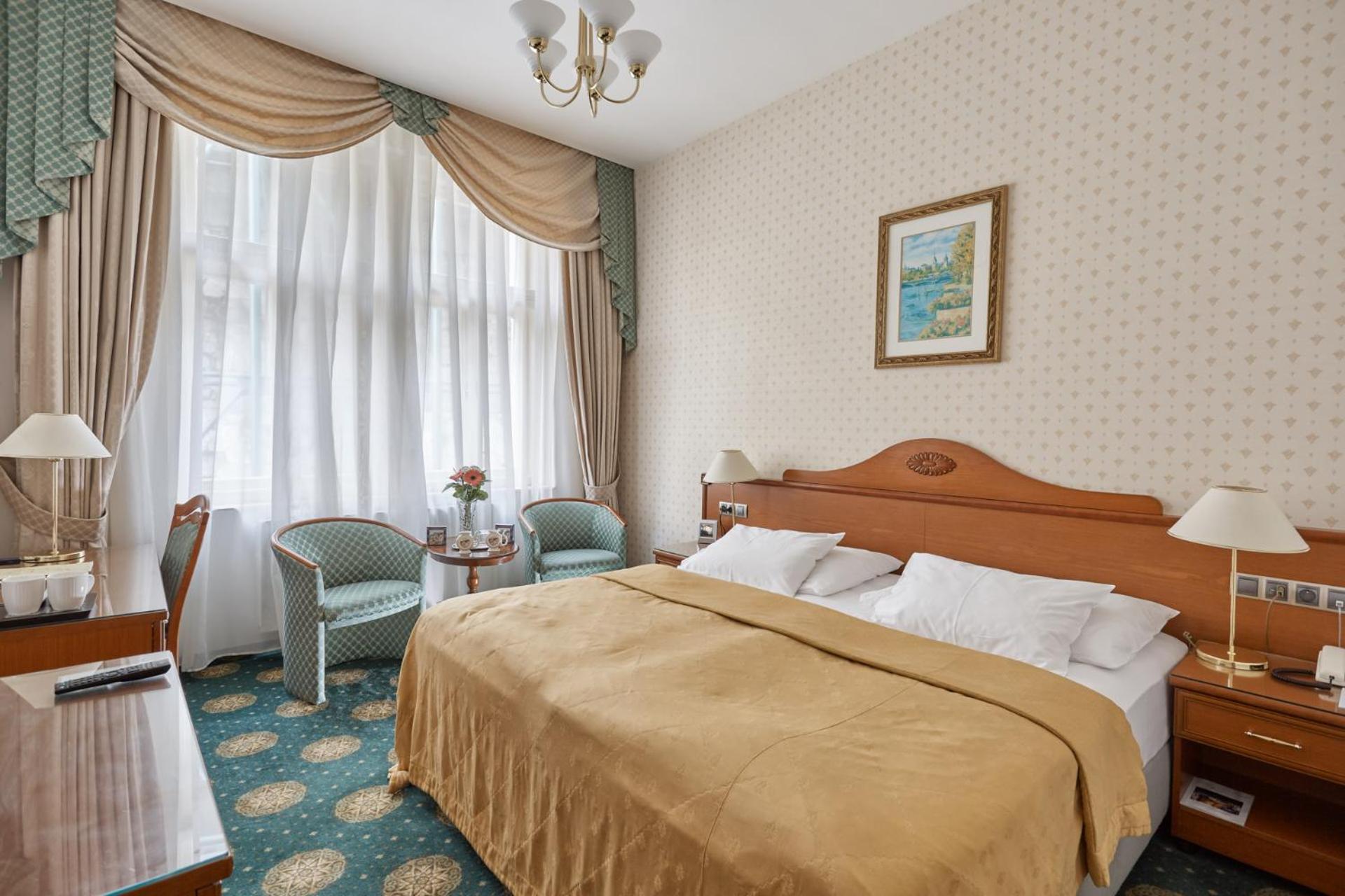 Wellness, Double or Twin Bed، Hotel Romance Puskin 4/6