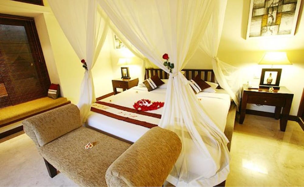 THE AMASYA VILLA 27/53