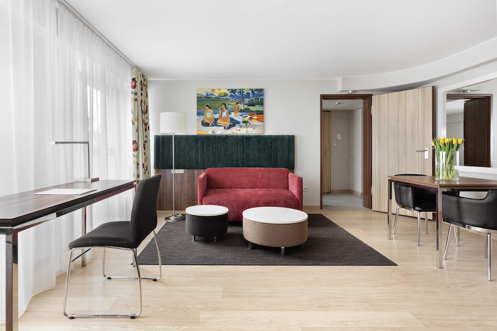 HOTEL MODERNO 45/63