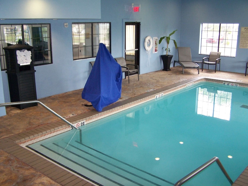 Best Western Plus Barsana Hotel Suites 4/22
