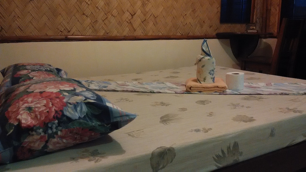 Novie Apos S Tourist Inn 24/50