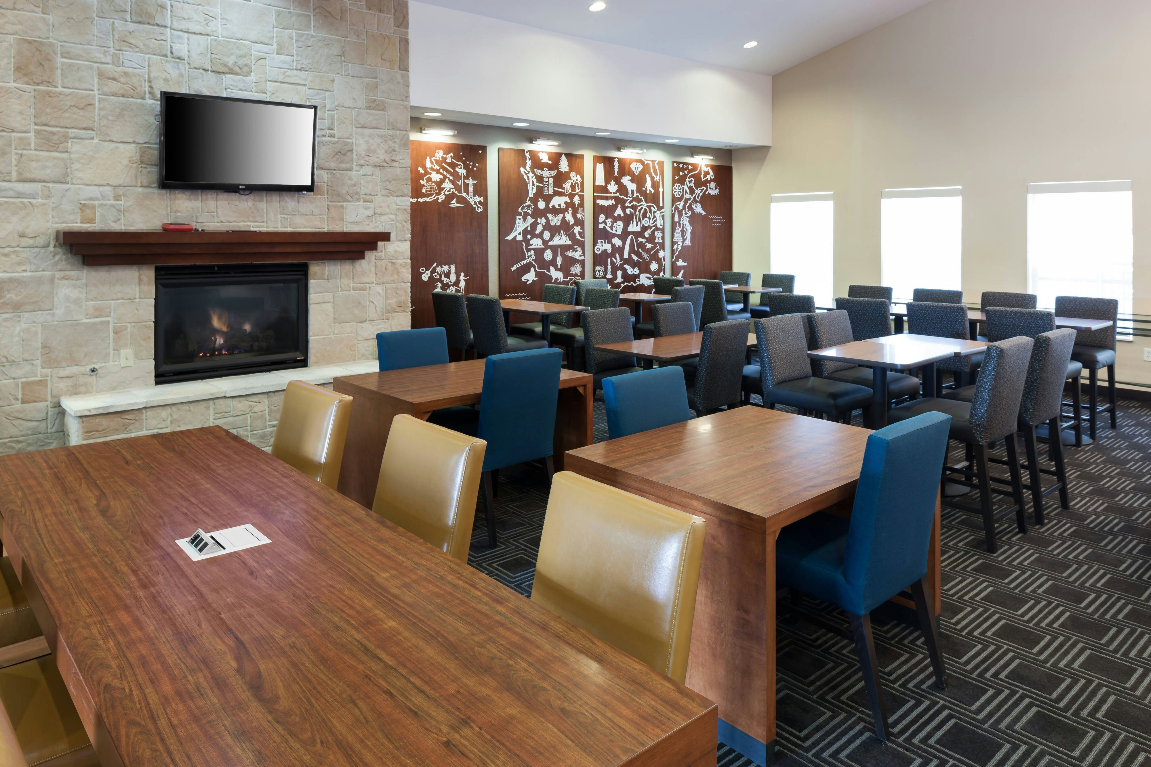 TownePlace Suites by Marriott Dallas Arlington North 40/43