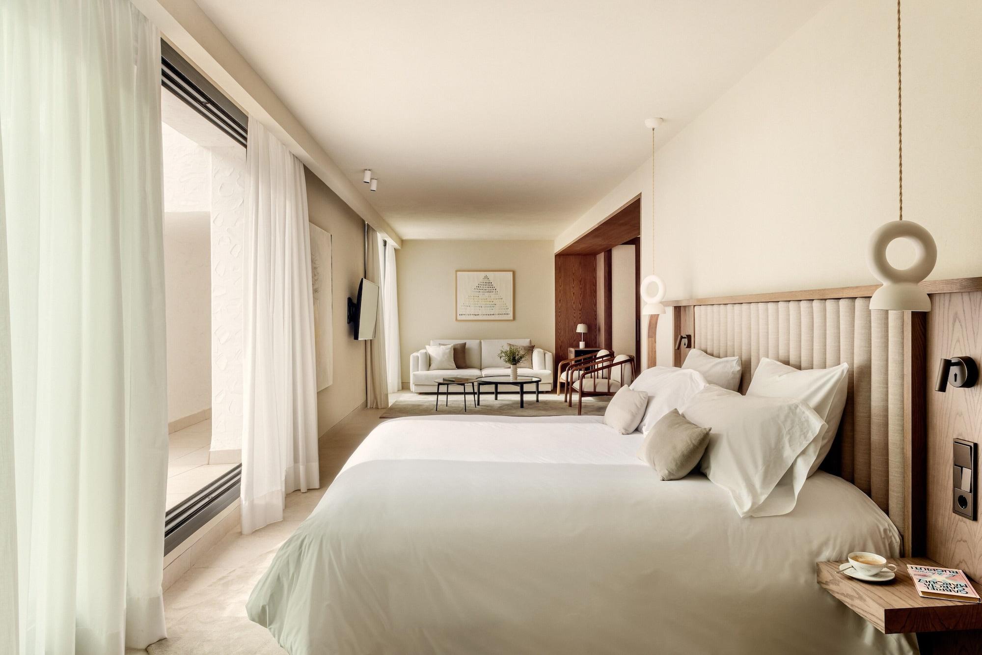 ANFITRION VILLAS & SUITES MARBELLA 10/50