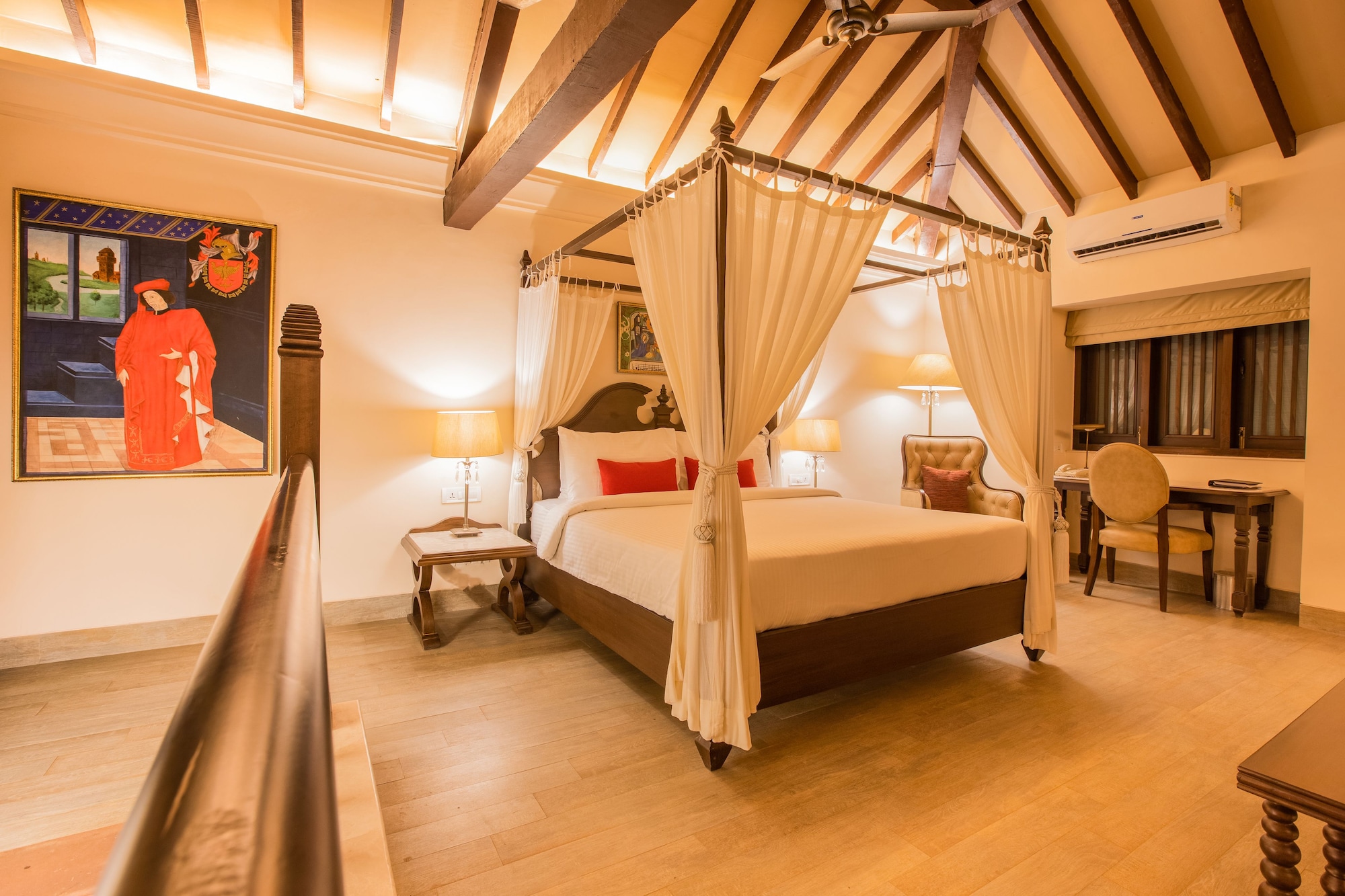 Heritage, Studio, King Bed