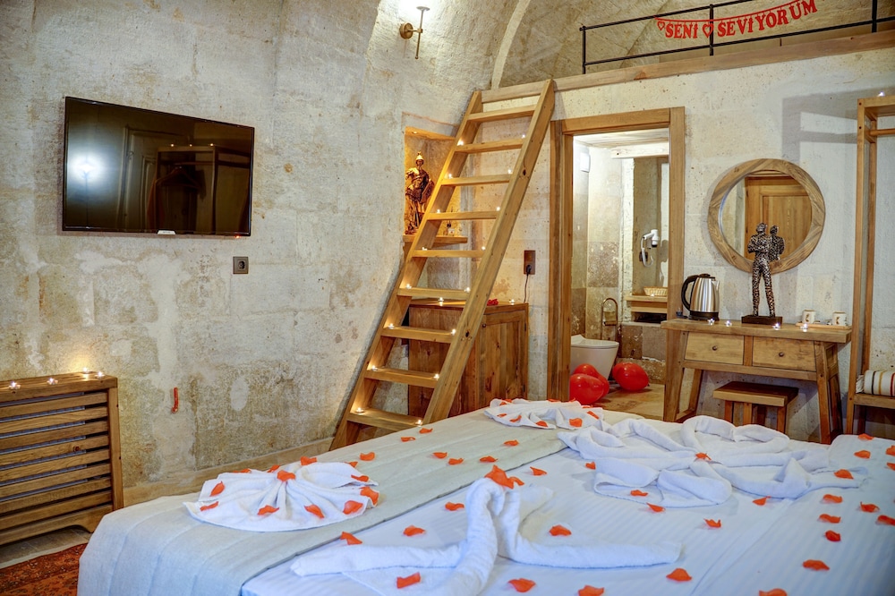 Alfa Cave Hotel 38/50